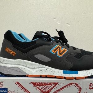 New Balance 1600 Men’s Size 9 (DO NOT BUY-NOT FOR SALE)
